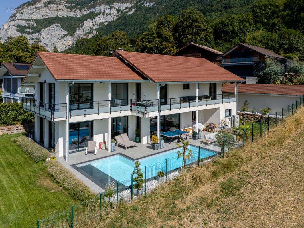 Maison à ARCHAMPS