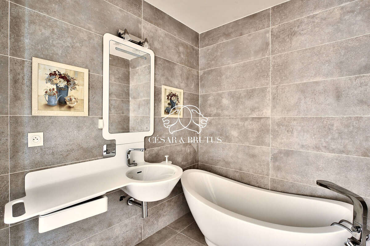 Appartement à CALUIRE-ET-CUIRE