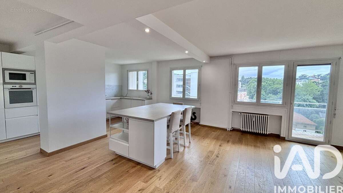 Photo 2 - Appartement à SAINT-ETIENNE
