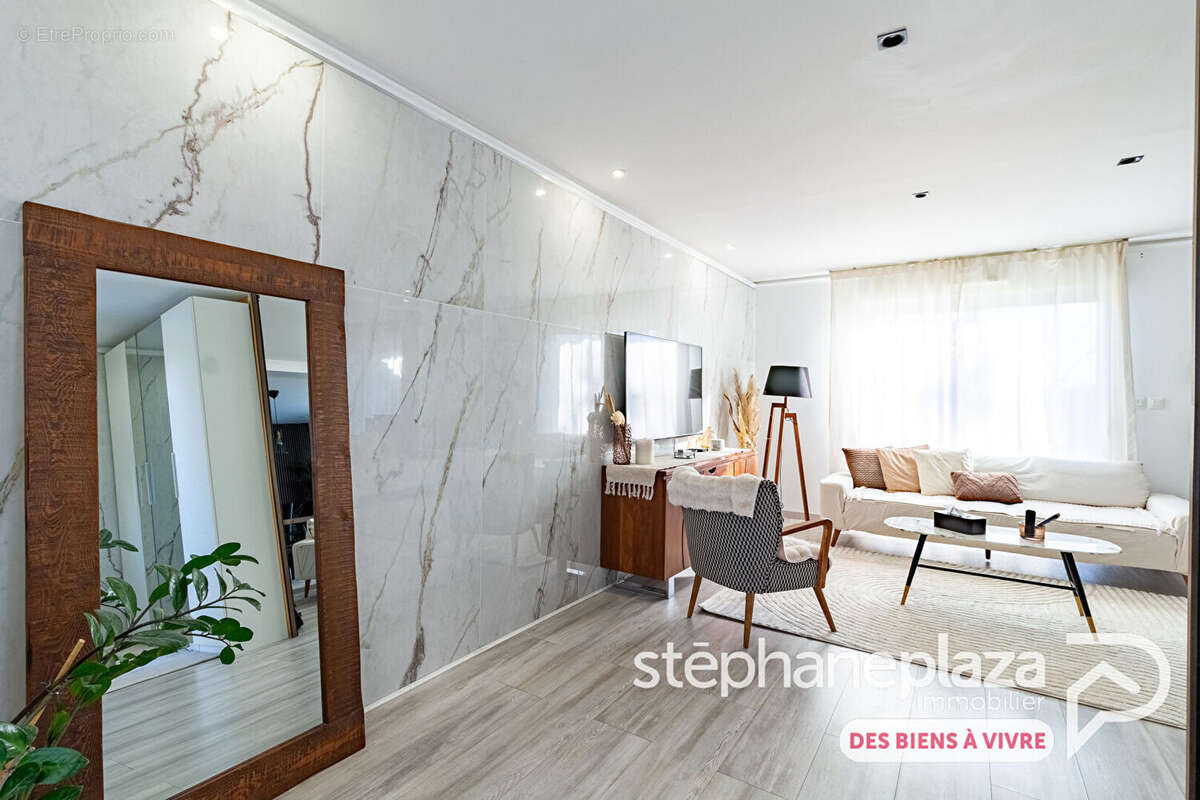 Maison à BELLEVILLE