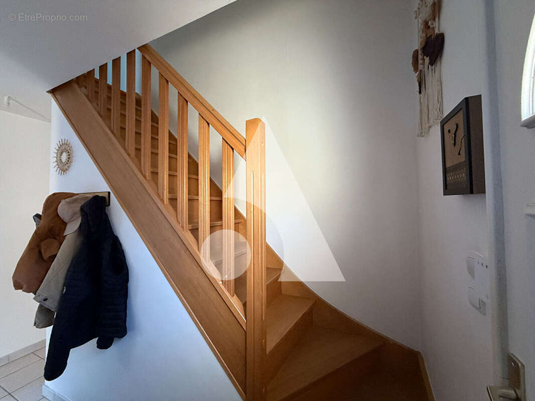 Maison à VAUX-SUR-EURE