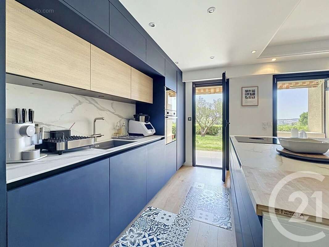 Appartement 115 m² à Mougins  - photo 13