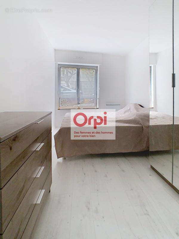 Appartement à ISSY-LES-MOULINEAUX