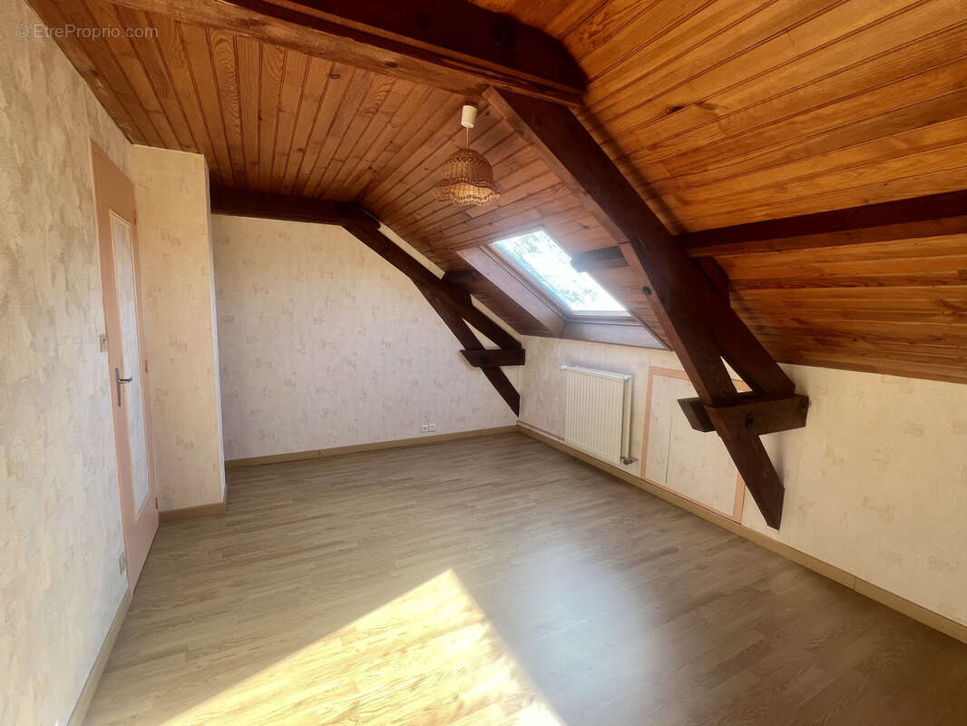 Maison à VEIGNE