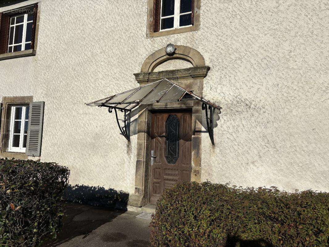Maison à ALBUSSAC