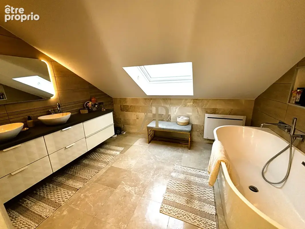 Saint Germain En Laye 5 pièce(s) 10 4m2,terrasse 90 m² - photo 8