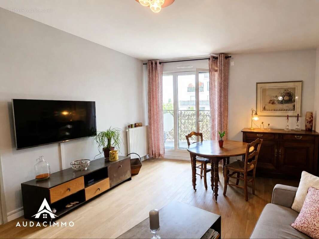 Appartement T3 - Aucun travaux - Balcon - Parking - Proche RER B - photo 3