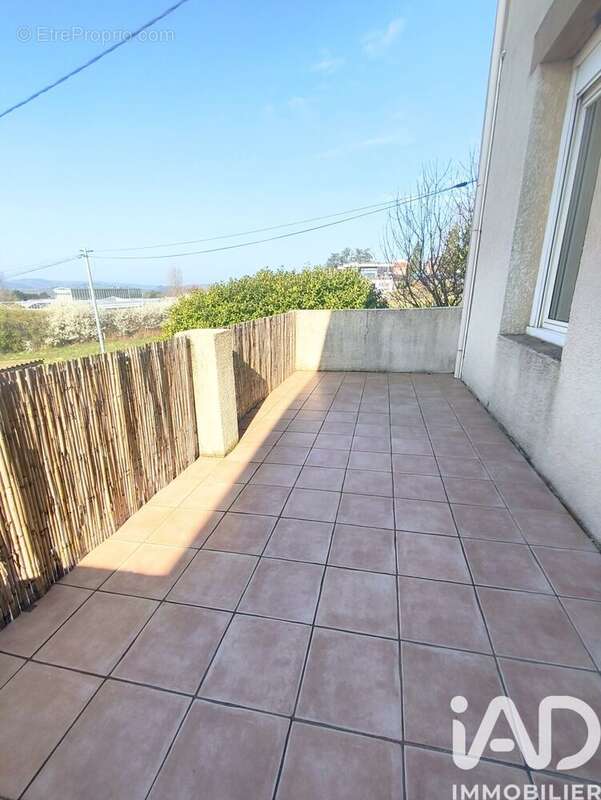 Photo 7 - Appartement à SAINT-GENEST-LERPT