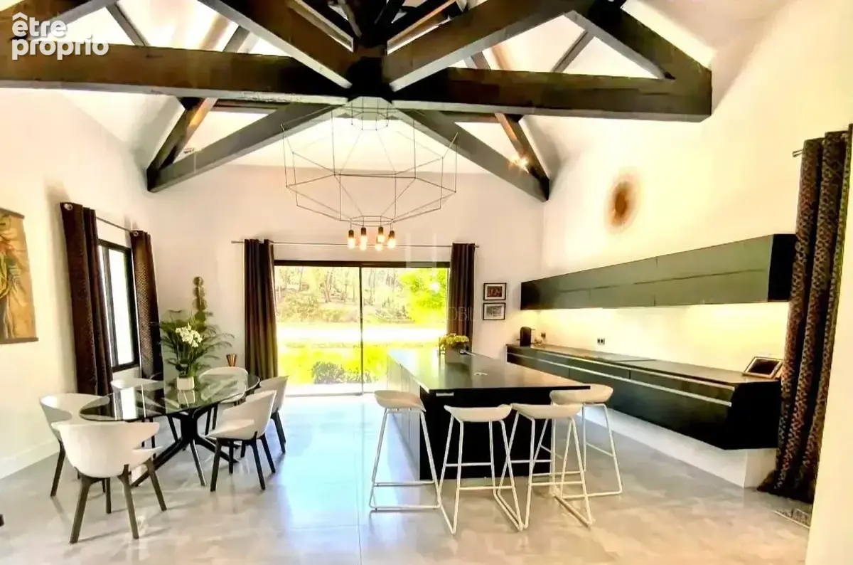 Superbe propriété aux prestations contemporaines, beaux volumes et piscine chauffée - photo 16