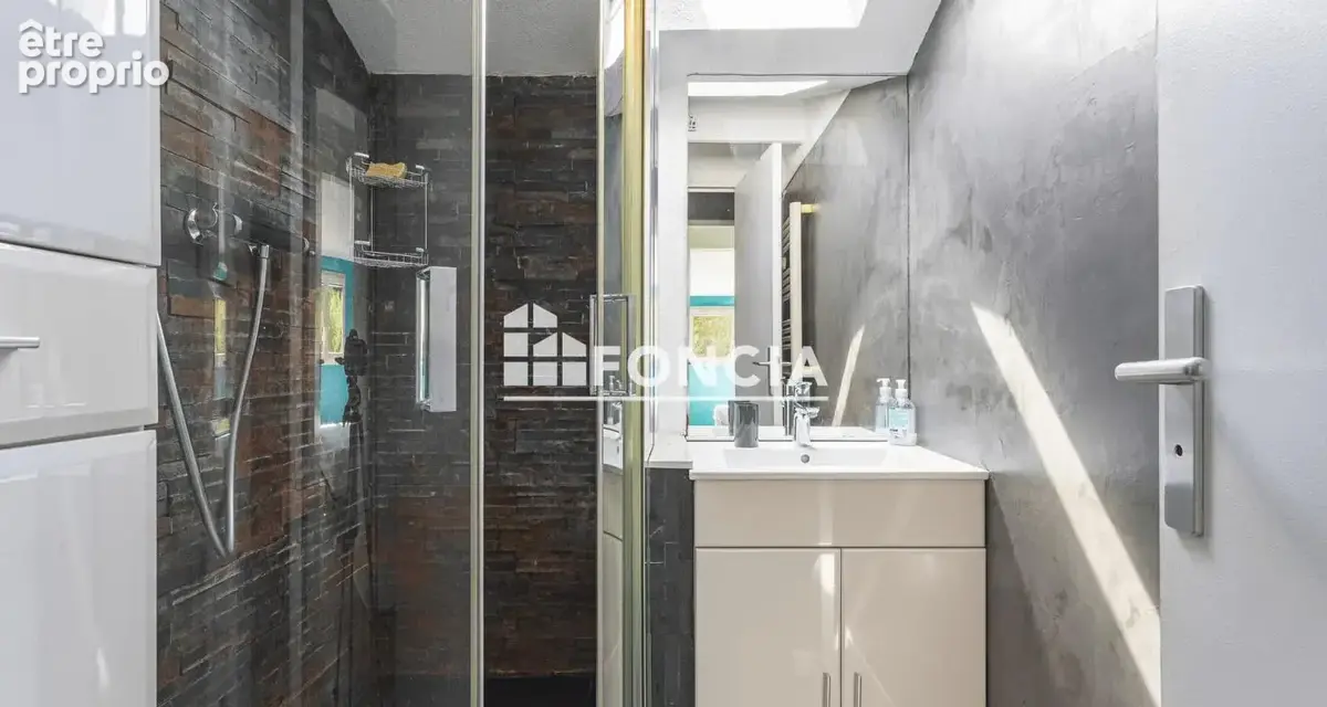 Maset rénové & climatisé – 2 chambres – jardin – piscine – garage – à pied des plages ! - photo 9