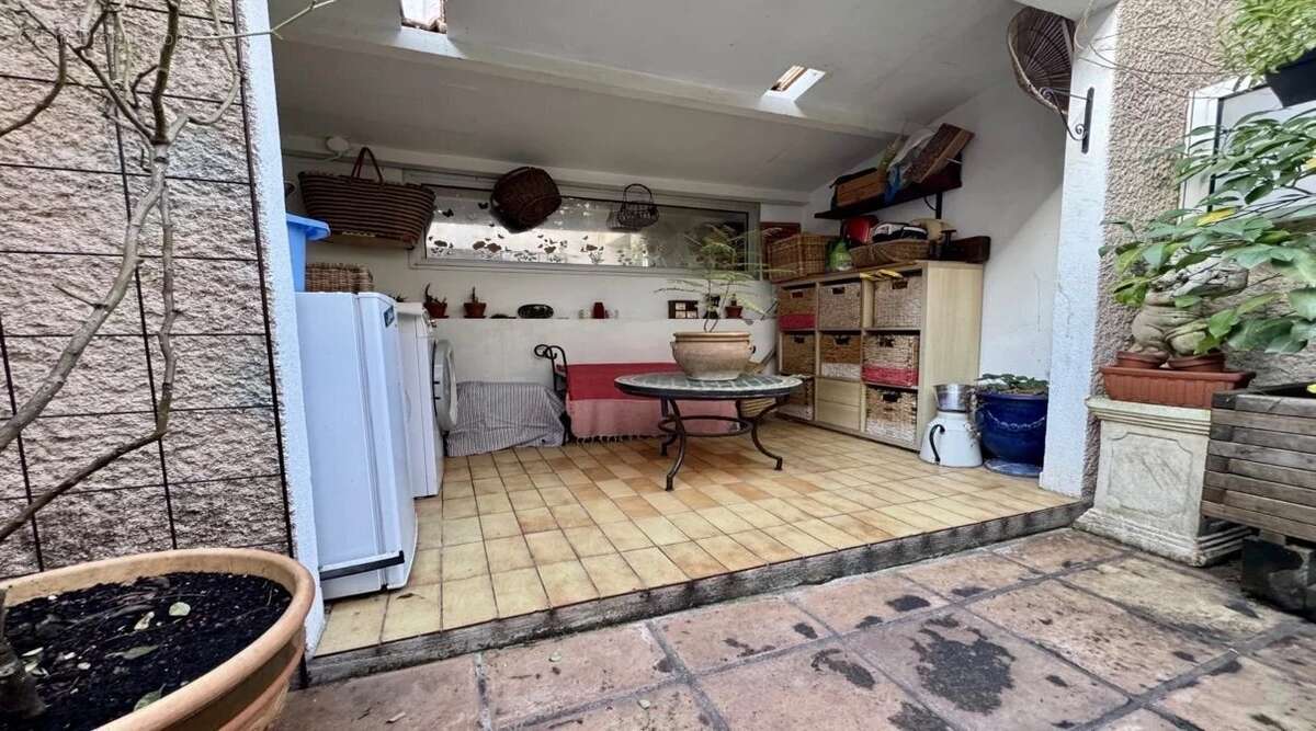 Appartement à LA LONDE-LES-MAURES