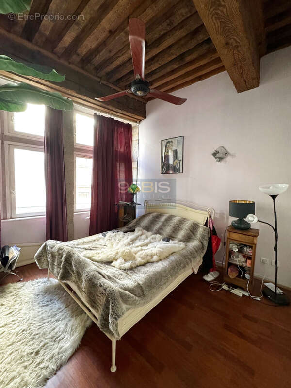Autre à LYON-1E