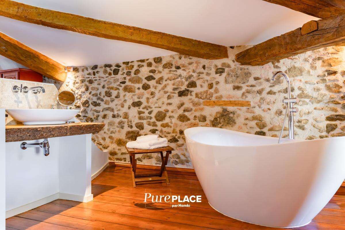 Maison à FELINES-TERMENES