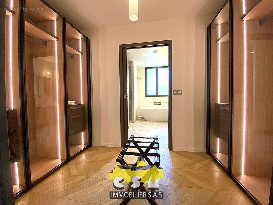 Maison à MAGNY-LE-HONGRE