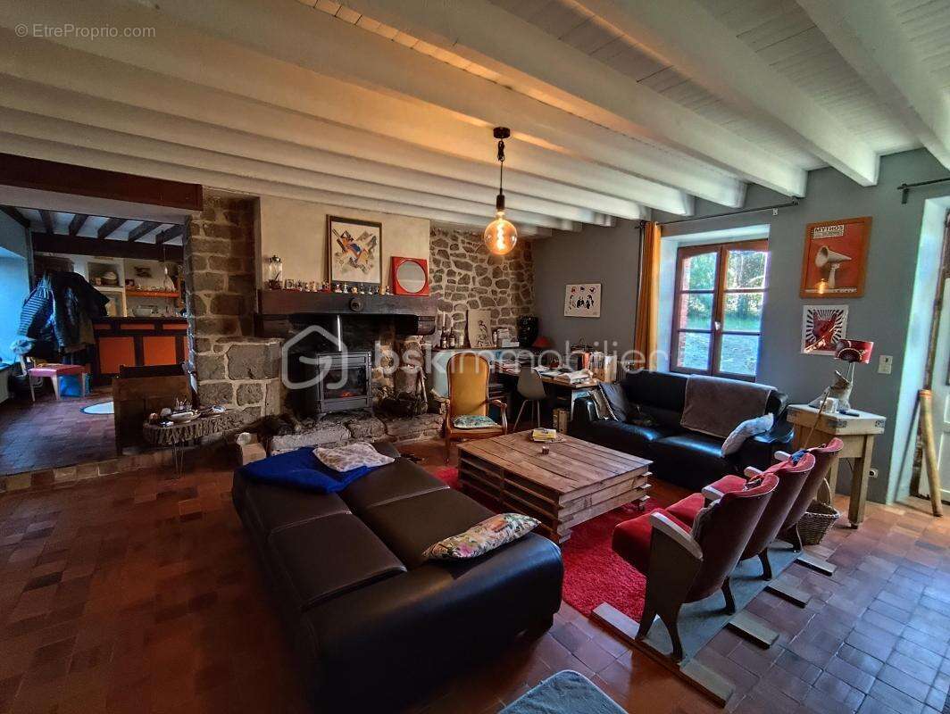 Maison à SAINT-PERN