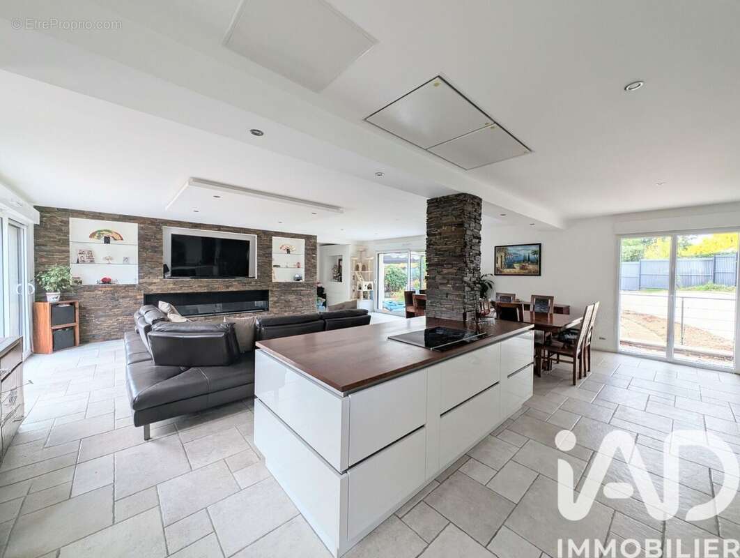 Photo 8 - Maison à CORMEILLES-EN-PARISIS