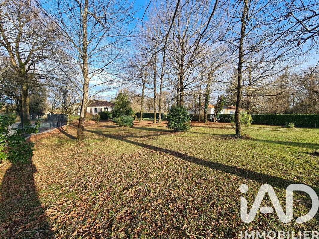 Photo 3 - Maison à SAINT-SULPICE-D'ARNOULT