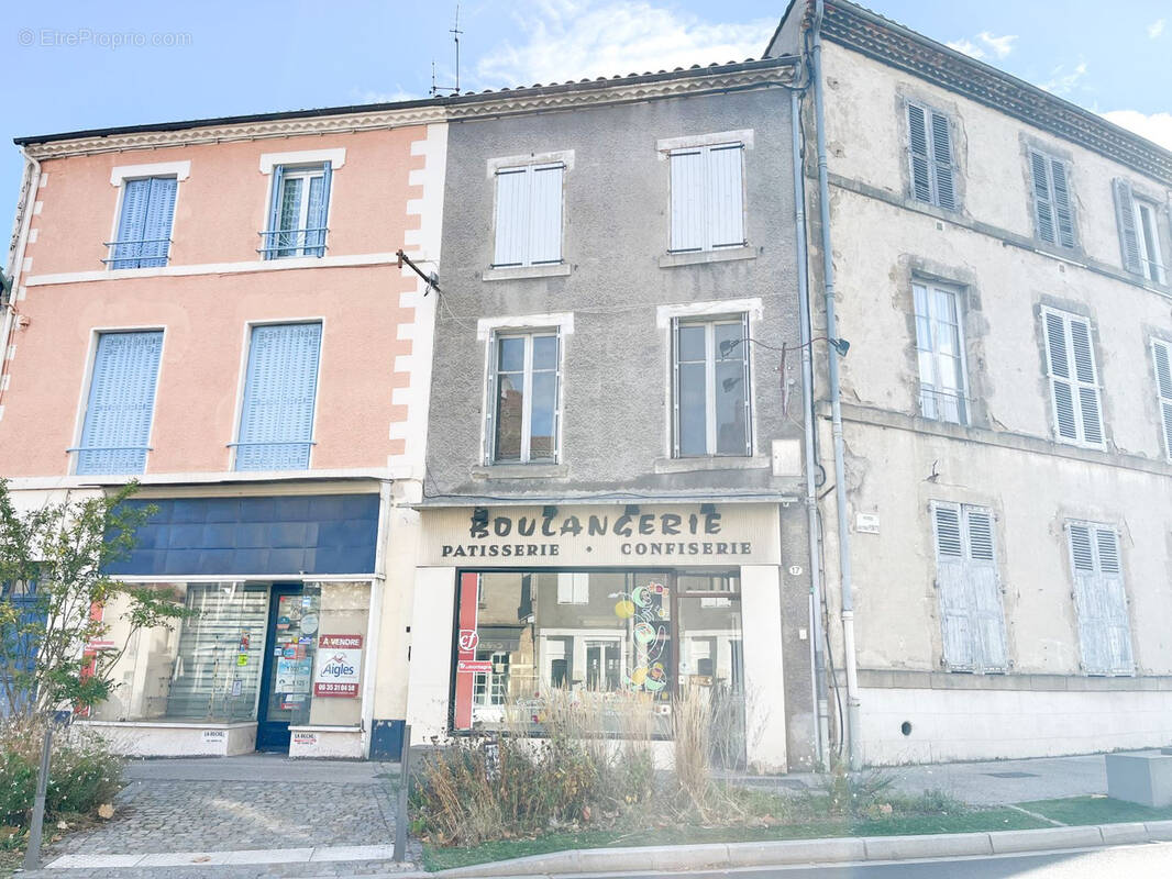 Appartement à SAINT-GERMAIN-LEMBRON