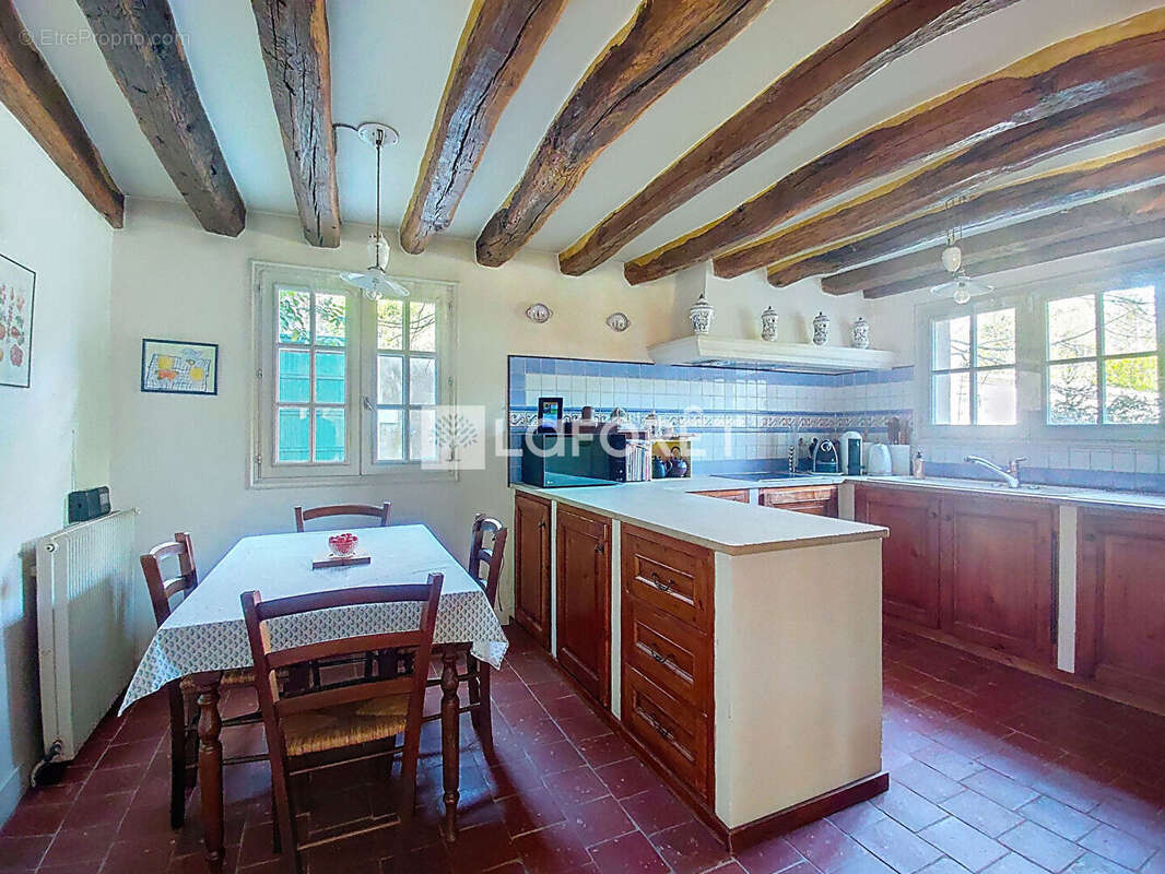 Maison à VAUX-SUR-SEINE