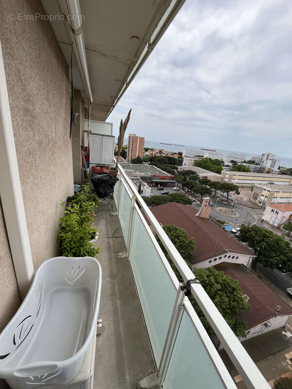 Appartement à PORT-DE-BOUC