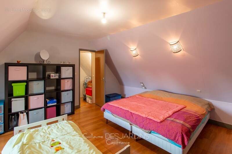 Maison à AUBRY-LE-PANTHOU