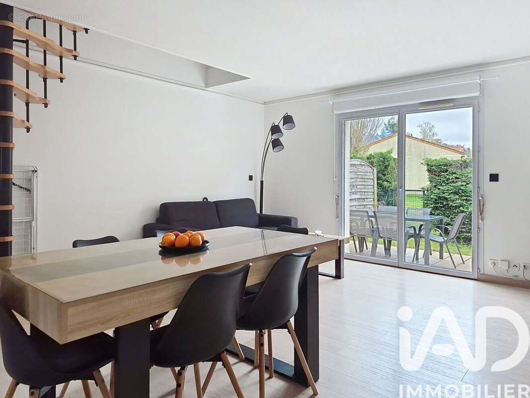Maison 73 m² à Mercues  - photo 2