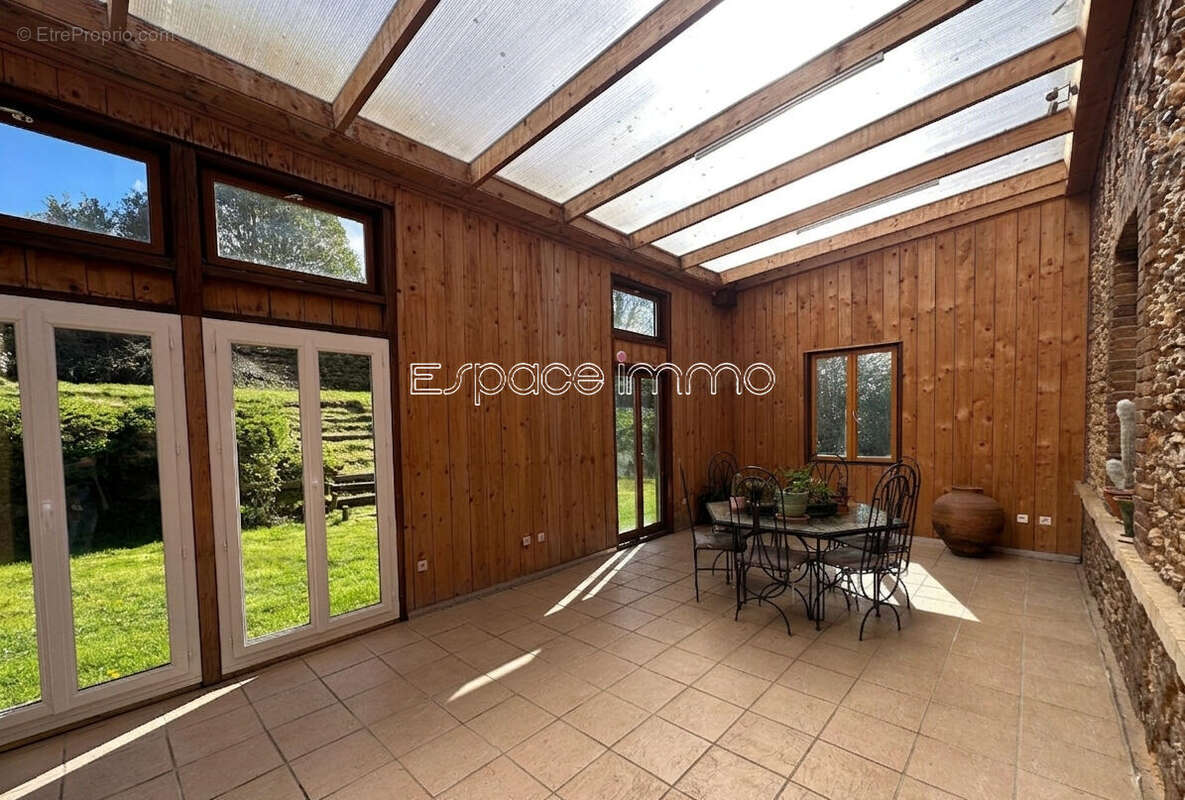 Maison à MONTVILLE