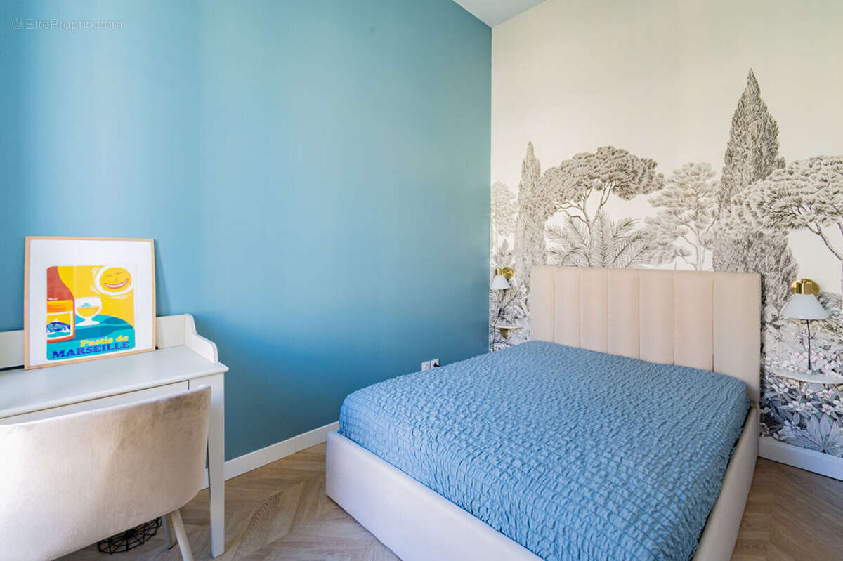 Appartement à MARSEILLE-2E