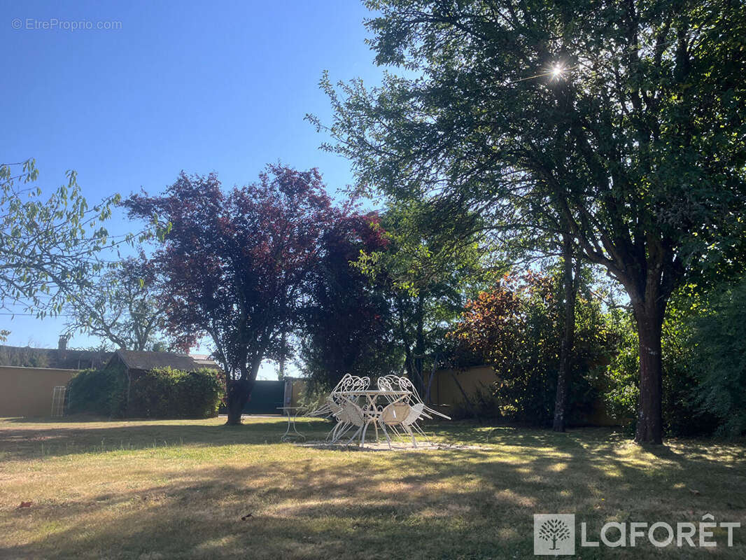Longère de caractère avec piscine couverte et jardin sans vis-à-vis - photo 12
