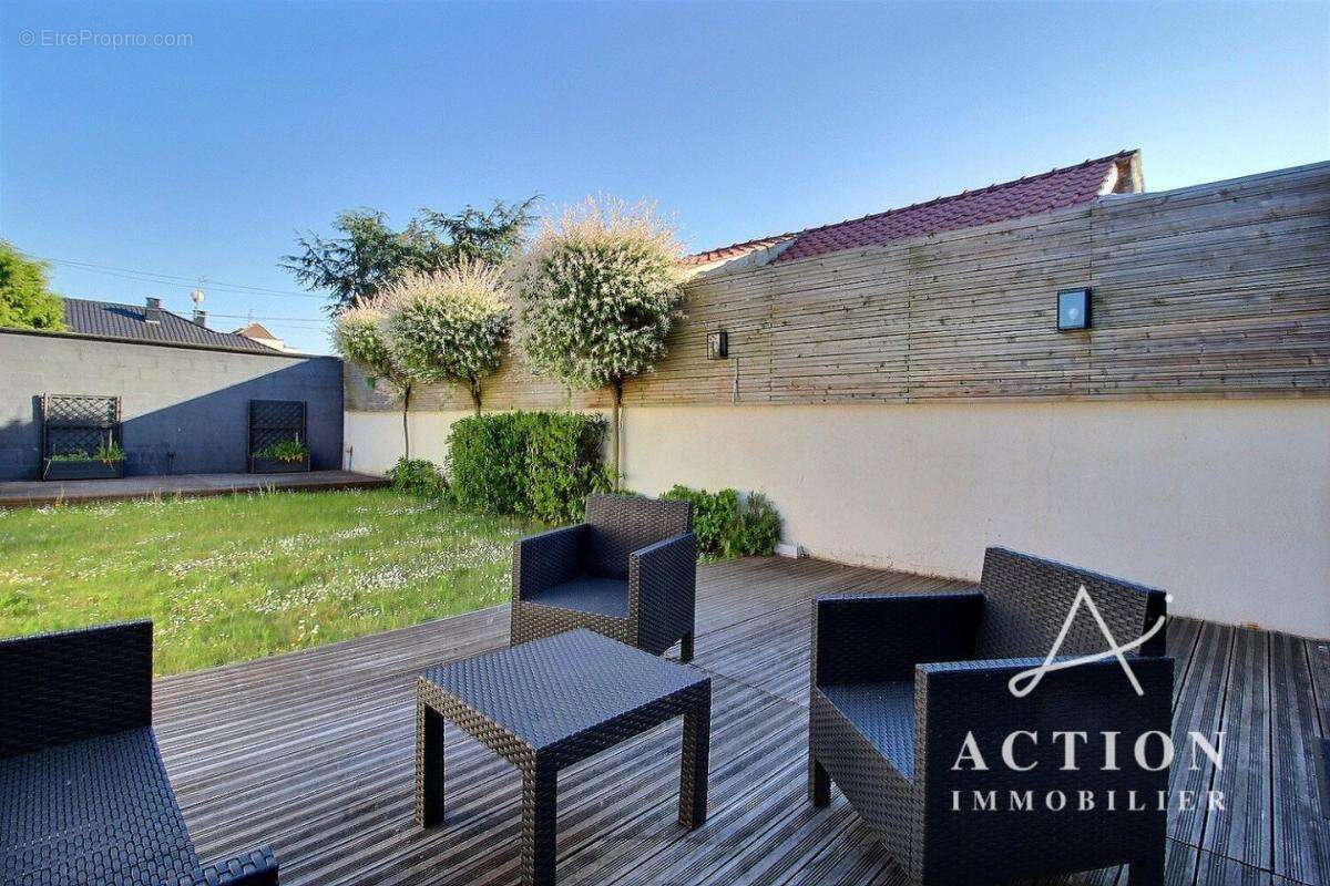 Maison à LYS-LEZ-LANNOY