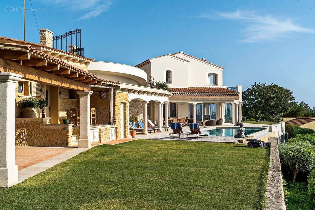 Maison à ROQUEBRUNE-CAP-MARTIN