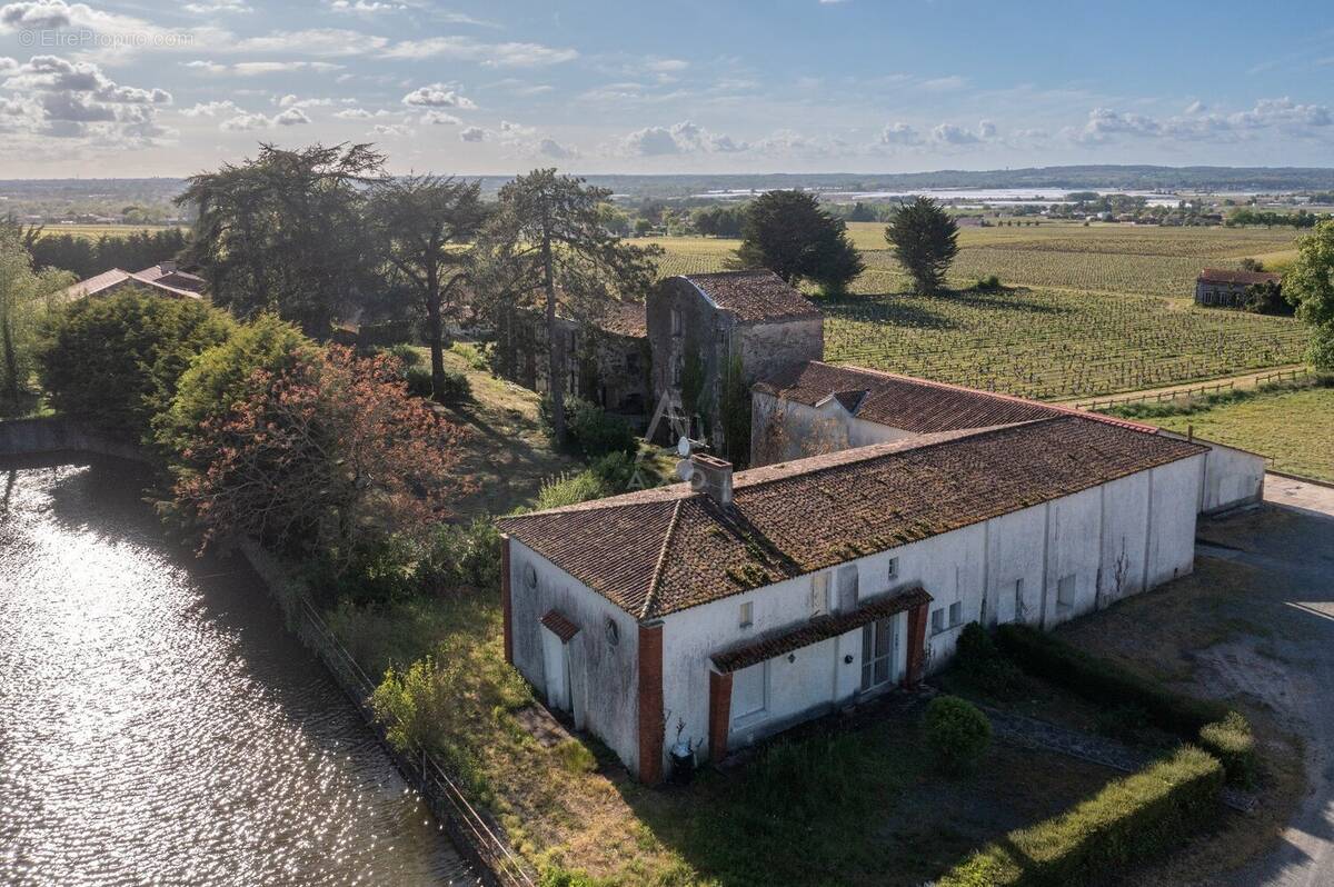Maison à LE LOROUX-BOTTEREAU