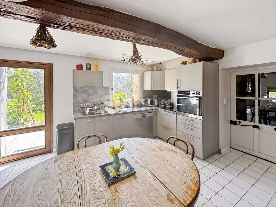 Maison à LE POET-LAVAL