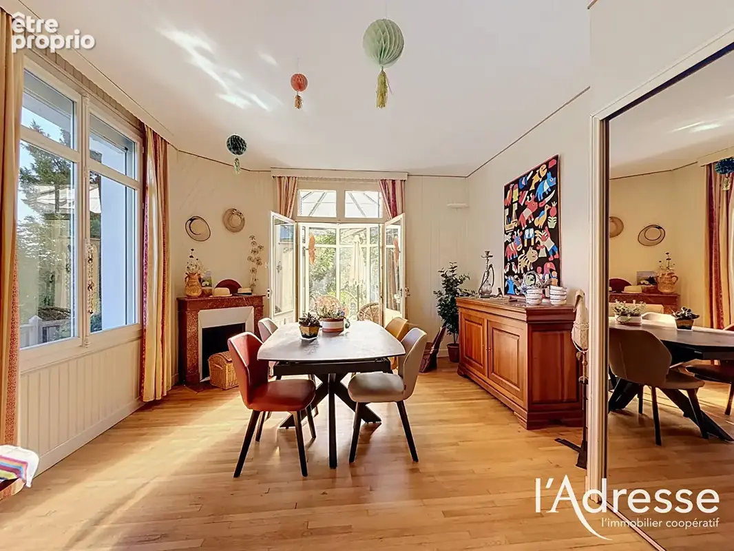 Maison de charme des années 1930 avec vue exceptionnelle sur la vallée du Cher - photo 3
