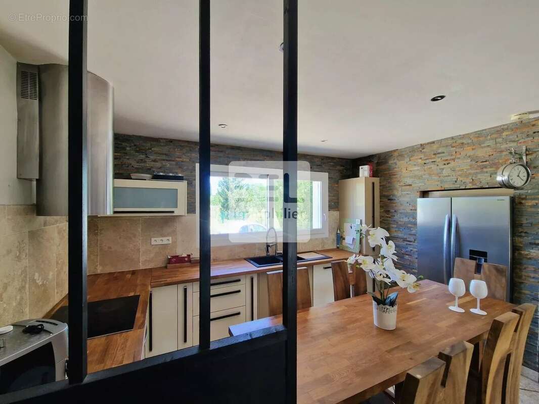 Maison à ROCHEFORT-DU-GARD