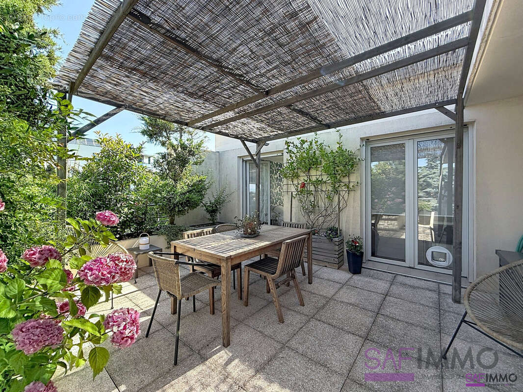 Appartement à SAINTE-FOY-LES-LYON