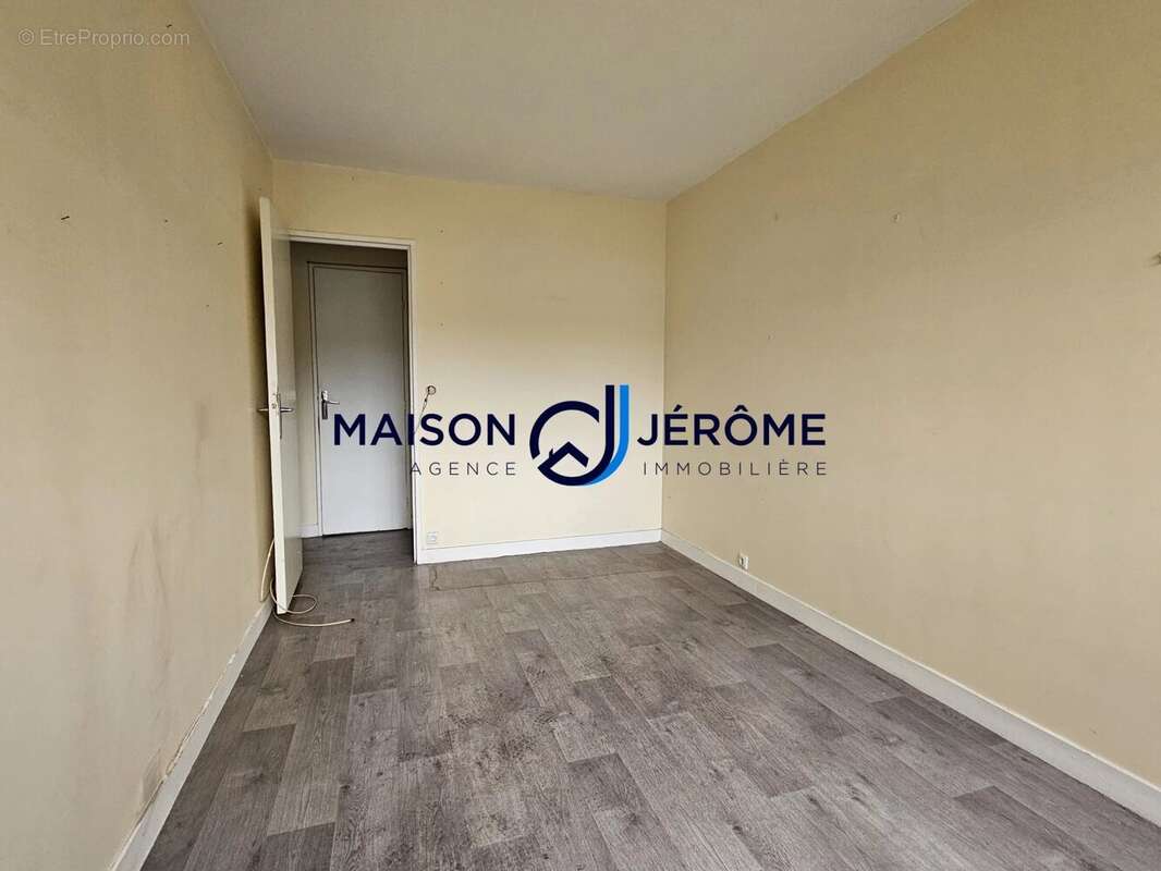 Appartement à CLICHY