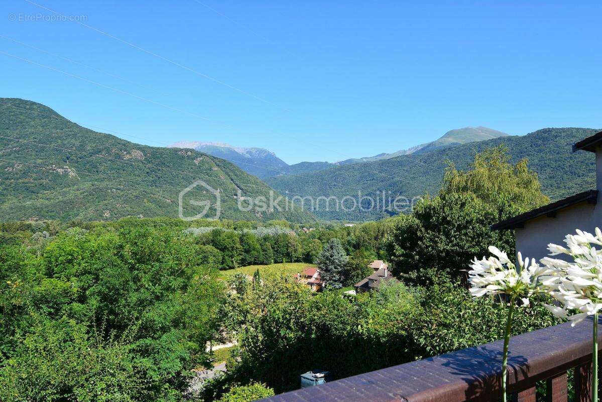 COUP DE COEUR : Maison avec vue panoramique sur les montagnes - 107 m² - 3 chambres - Garage - Jardin - Notre-Dame-de-Mésage - photo 2