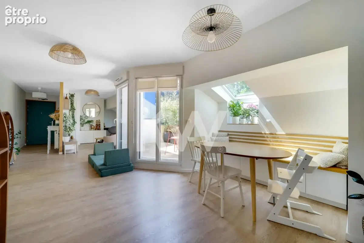 Appartement à ISSY-LES-MOULINEAUX