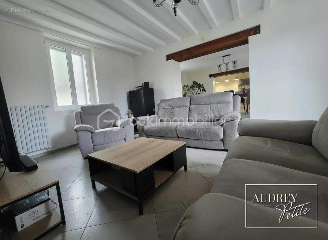 Maison à USSY-SUR-MARNE