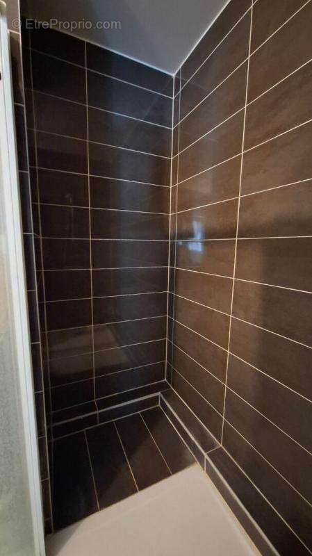 Appartement à PARIS-19E