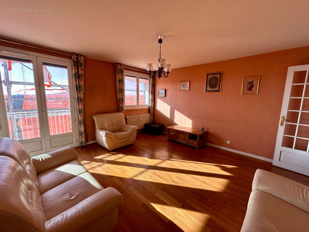Appartement à VILLEFRANCHE-SUR-SAONE