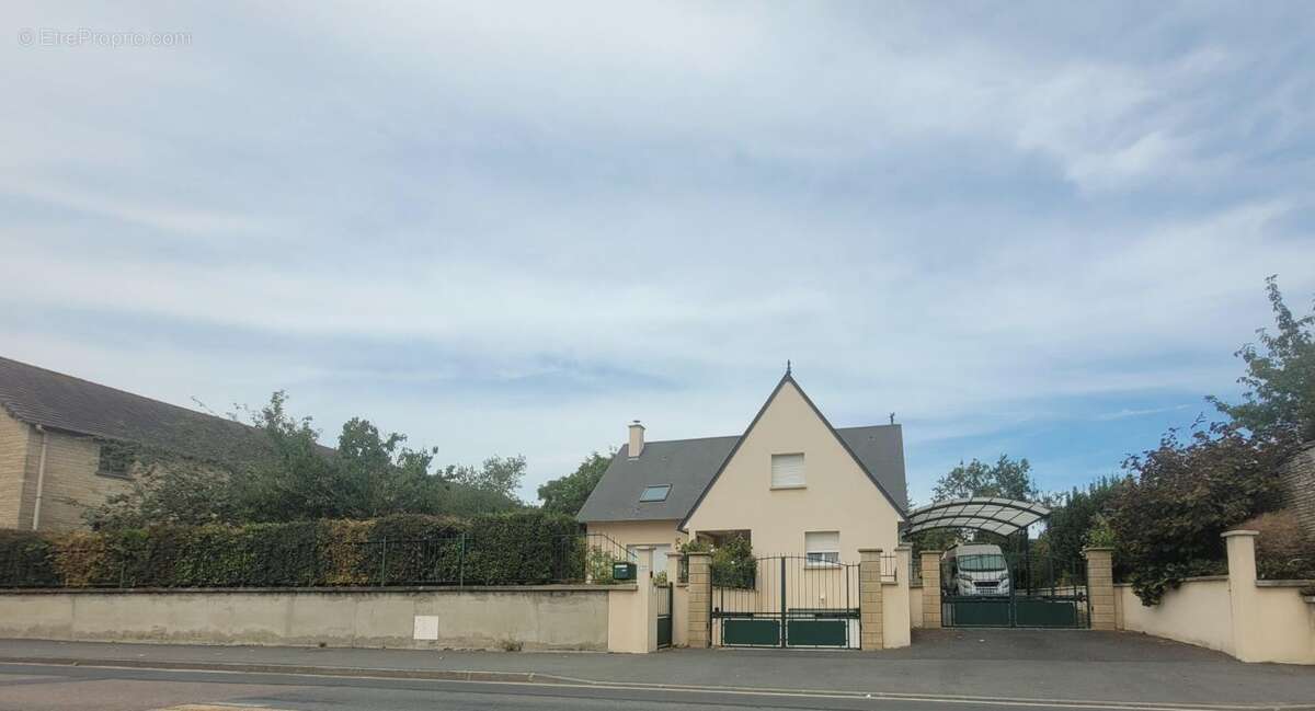 Maison 200 m² à Cuverville  - photo 2