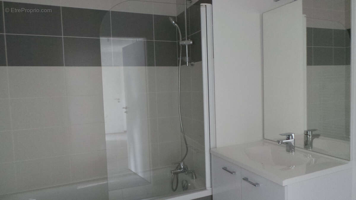 Appartement à SAINT-SEBASTIEN-SUR-LOIRE