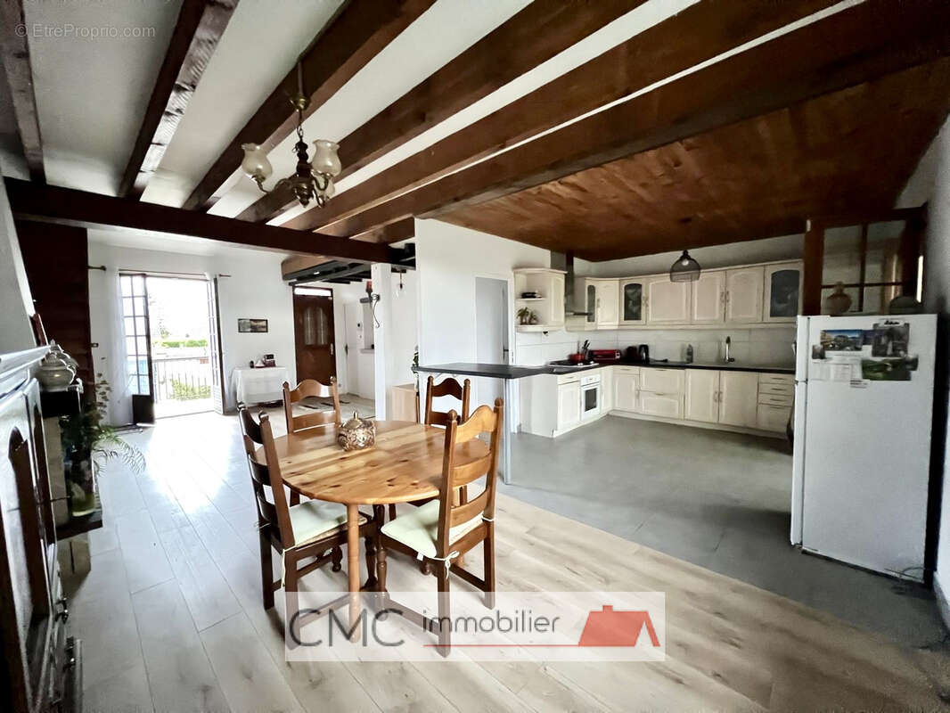 Maison 143 m² à Luisant  - photo 3