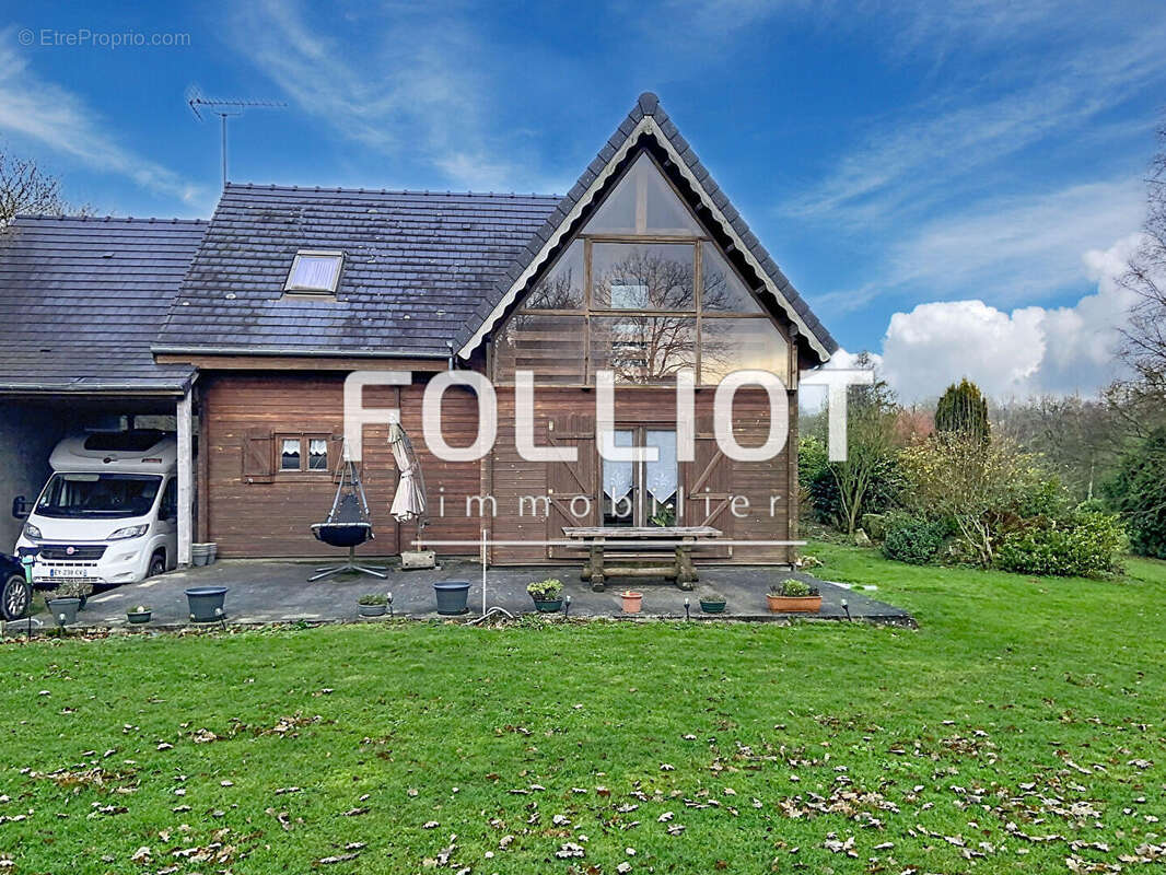 Maison à LA COLOMBE