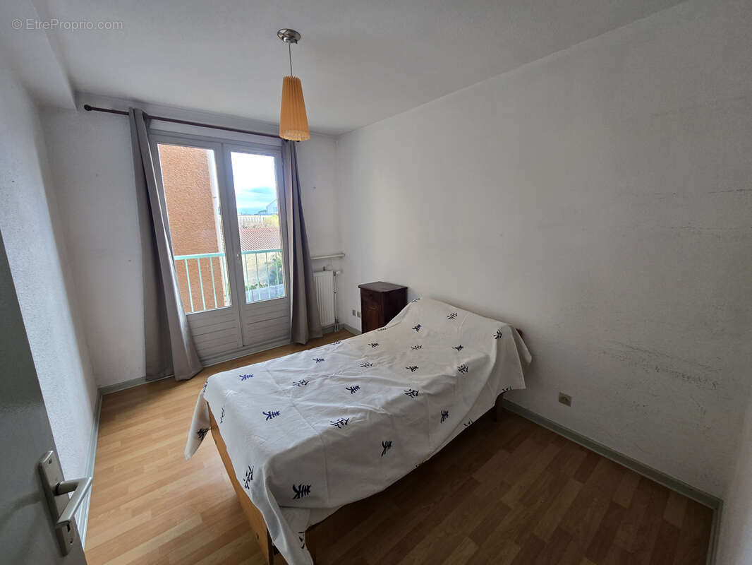 Appartement à BOURG-DE-PEAGE