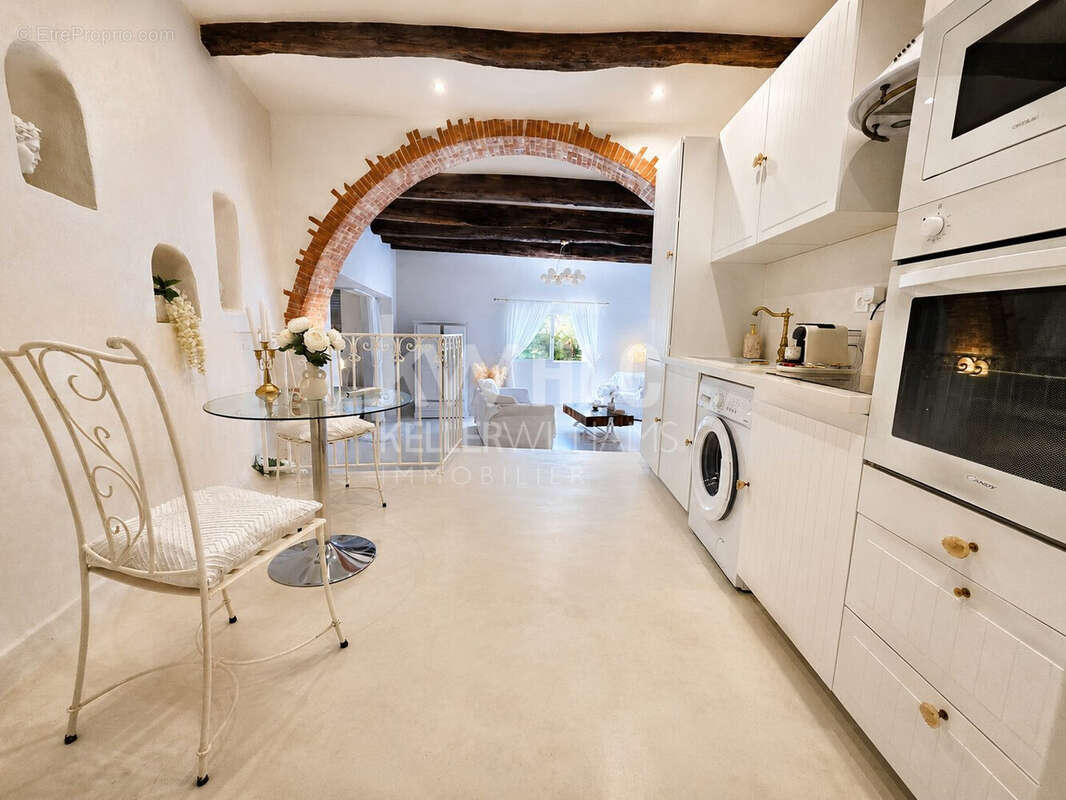 Appartement 1 pièce 50 m² à vendre à Grasse (06130) - photo 5