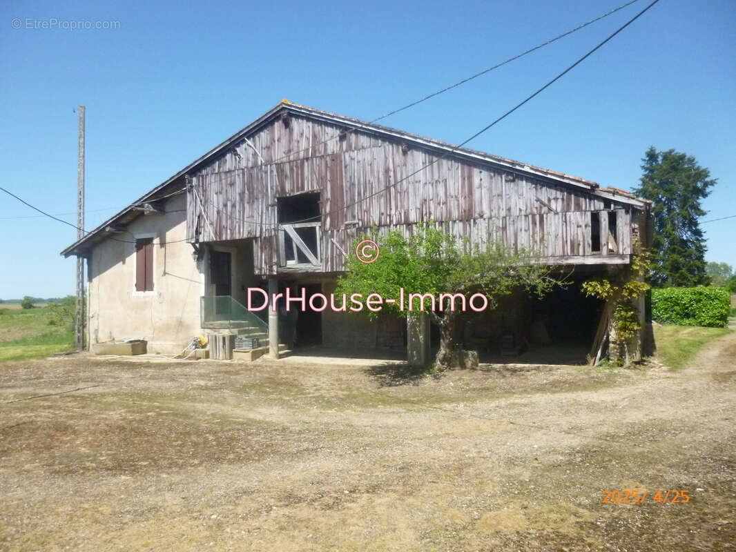 Maison à LONGUEVILLE