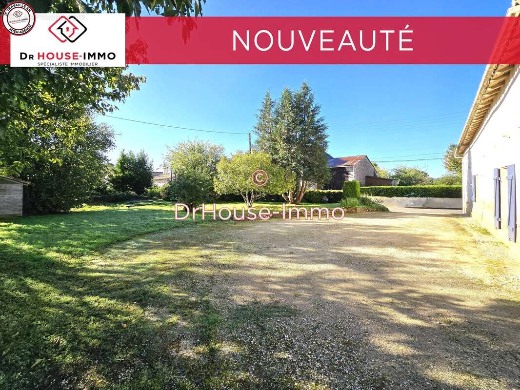 Maison à LA MOTHE-SAINT-HERAY